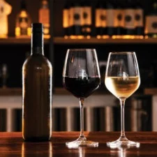 Stemmed and Stemless Wine Glasses