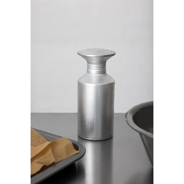 APS Large Aluminium Salt Shaker APS Large Aluminium Salt Shaker
