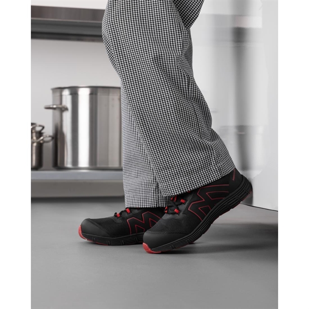 Slipbuster Gravon Safety Trainers Black