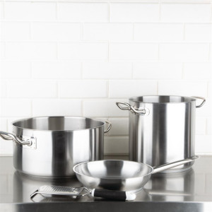 Vogue Stainless Steel Frying Pan 240mm Vogue Stainless Steel Frying Pan 240mm