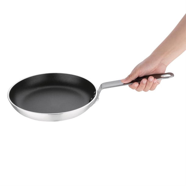 Vogue Aluminium Non-Stick Teflon Frying Pan 240mm Vogue Aluminium Non-Stick Teflon Frying Pan 240mm