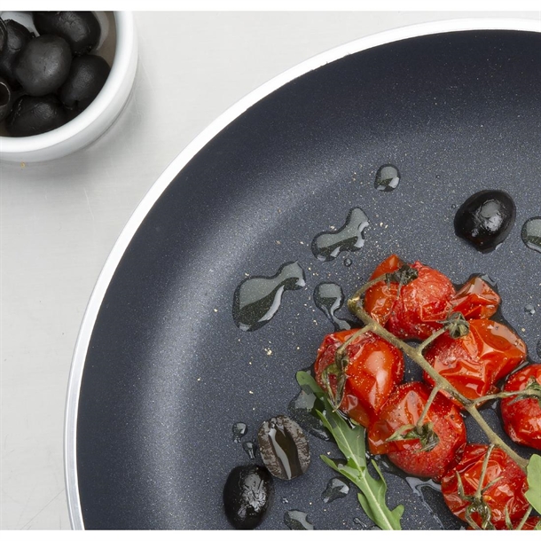 Vogue Aluminium Non-Stick Teflon Frying Pan 28cm