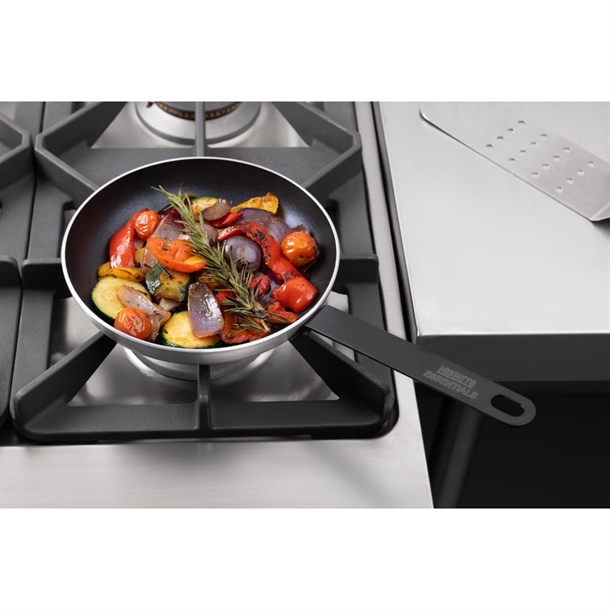 Nisbets Essentials Aluminium Non-Stick Teflon Frying Pan - 200mm