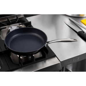 Vogue Cast Aluminium Non-Stick Teflon Frying Pan 260mm Vogue Cast Aluminium Non-Stick Teflon Frying Pan 260mm