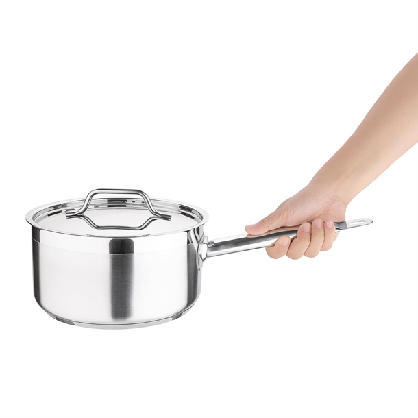Nisbets Essentials Stainless Steel Saucepan With Lid 200mm Nisbets Essentials Stainless Steel Saucepan With Lid 200mm
