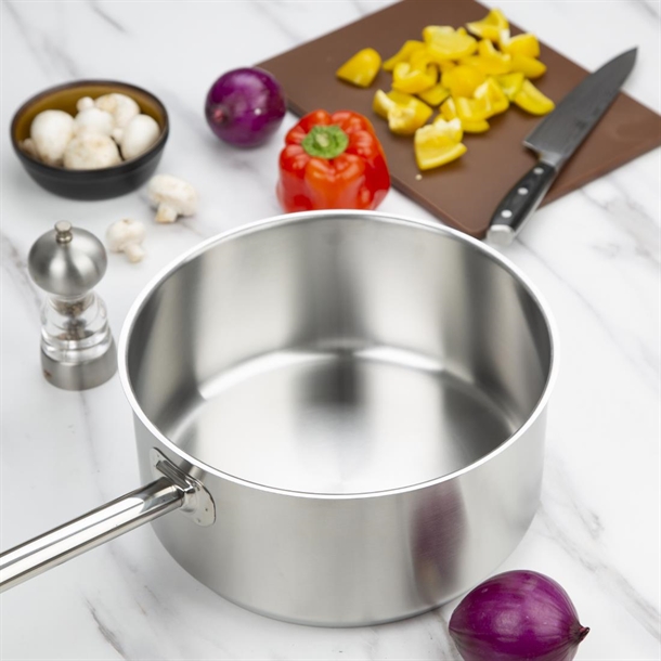 Vogue Stainless Steel Saucepan 280mm
