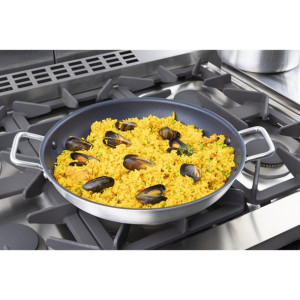 Vogue Aluminium Non-stick Teflon Platinum Plus Paella Pan 35cm