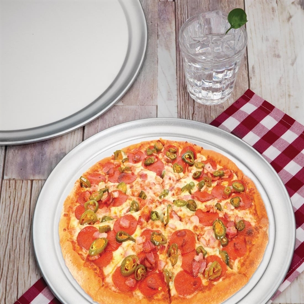 Vogue Aluminium Pizza Tray Wide Rim 355mm