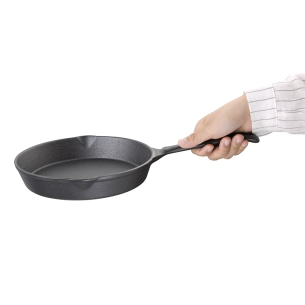 Vogue Round Cast Iron Skillet Pan 203mm Vogue Round Cast Iron Skillet Pan 203mm