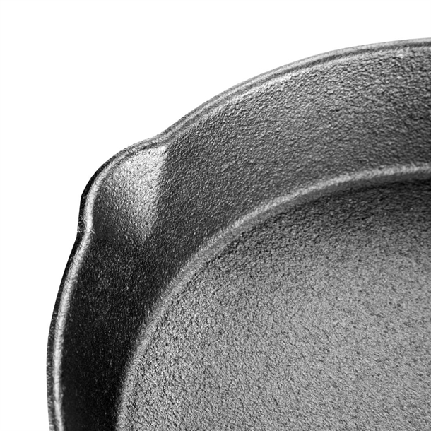Vogue Round Cast Iron Skillet Pan 203mm Vogue Round Cast Iron Skillet Pan 203mm