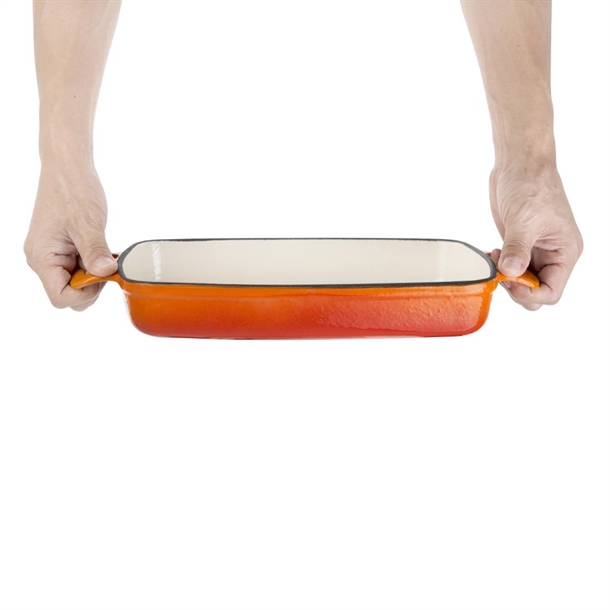 Vogue Orange Rectangular Cast Iron Dish 1.8Ltr Vogue Orange Rectangular Cast Iron Dish 1.8Ltr