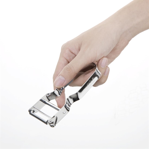Vogue Serrated Speed Peeler Vogue Serrated Speed Peeler