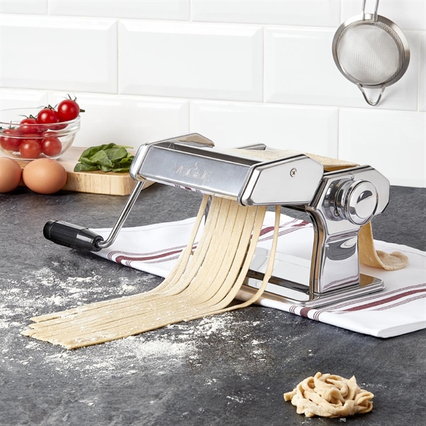 Vogue Pasta Machine 200mm Vogue Pasta Machine 200mm