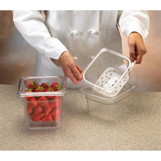 Cambro Polycarbonate Gastronorm - 1/6 100mm -Clear Cambro Polycarbonate Gastronorm - 1/6 100mm -Clear