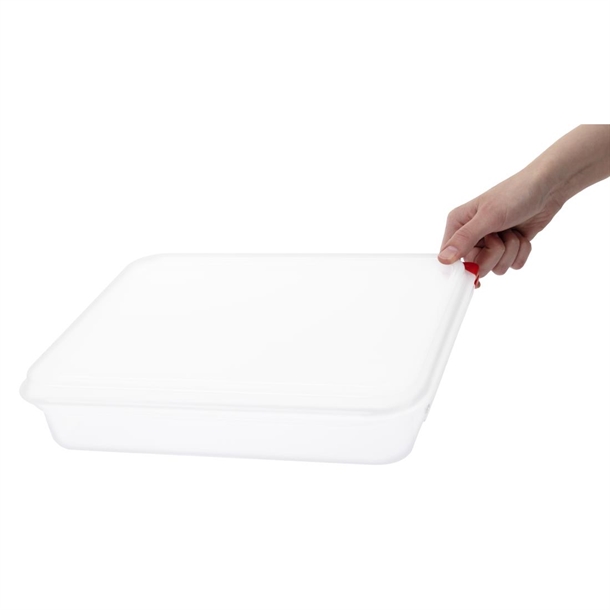 Araven Polypropylene 1/2 Gastronorm Containers With Lids 65mm (4 Pack) Araven Polypropylene 1/2 Gastronorm Containers With Lids 65mm (4 Pack)