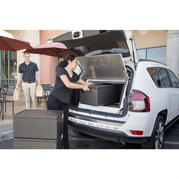 Cambro GOBOX EPP260 Top Loading GN Pan Carrier for 1/2 x 150mm Pans - Black Cambro GOBOX EPP260 Top Loading GN Pan Carrier for 1/2 x 150mm Pans - Black