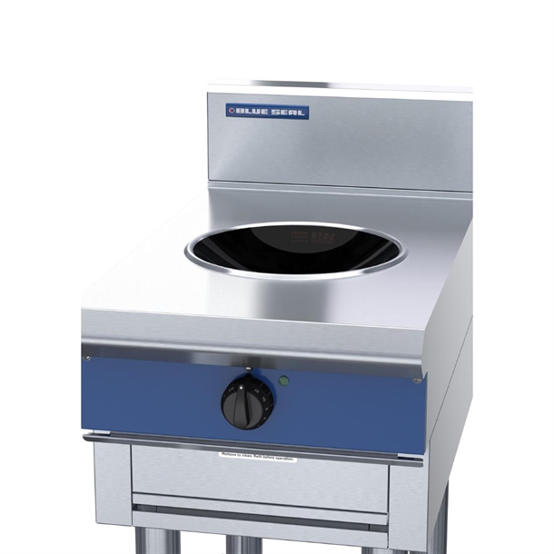 Blue Seal Evolution IN511W3-LS Leg Stand Induction Wok 450mm Blue Seal Evolution IN511W3-LS Leg Stand Induction Wok 450mm