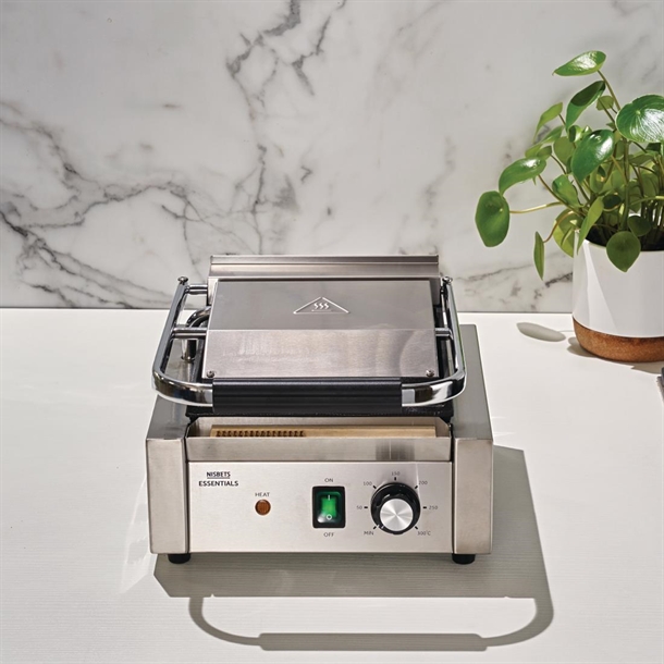 Nisbets Essentials Contact Grill Ribbed Top
