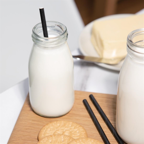 Fiesta Compostable Individually Wrapped Paper Cocktail Stirrer Straws Black (250 Pack)