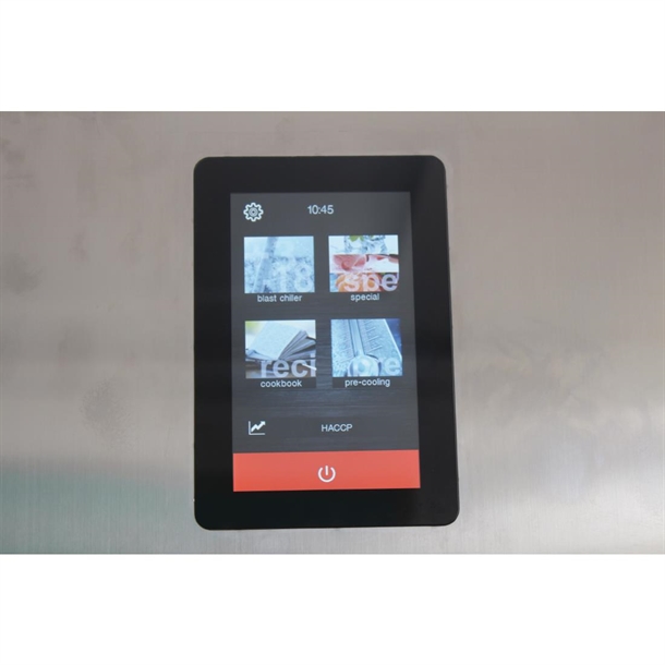 Polar U-Series Blast Chiller with Touchscreen Controller 3x GN 1/1 Polar U-Series Blast Chiller with Touchscreen Controller 3x GN 1/1