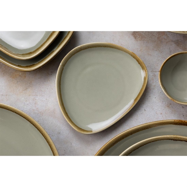 Olympia Kiln Triangular Plate Moss 230mm (6 Pack) Olympia Kiln Triangular Plate Moss 230mm (6 Pack)