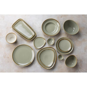 Olympia Kiln Triangular Plate Moss 280mm (4 Pack)