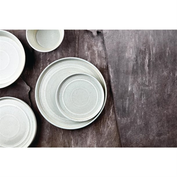 Olympia Cavolo Flat Round Plates Spring Green 180mm (6 Pack) Olympia Cavolo Flat Round Plates Spring Green 180mm (6 Pack)